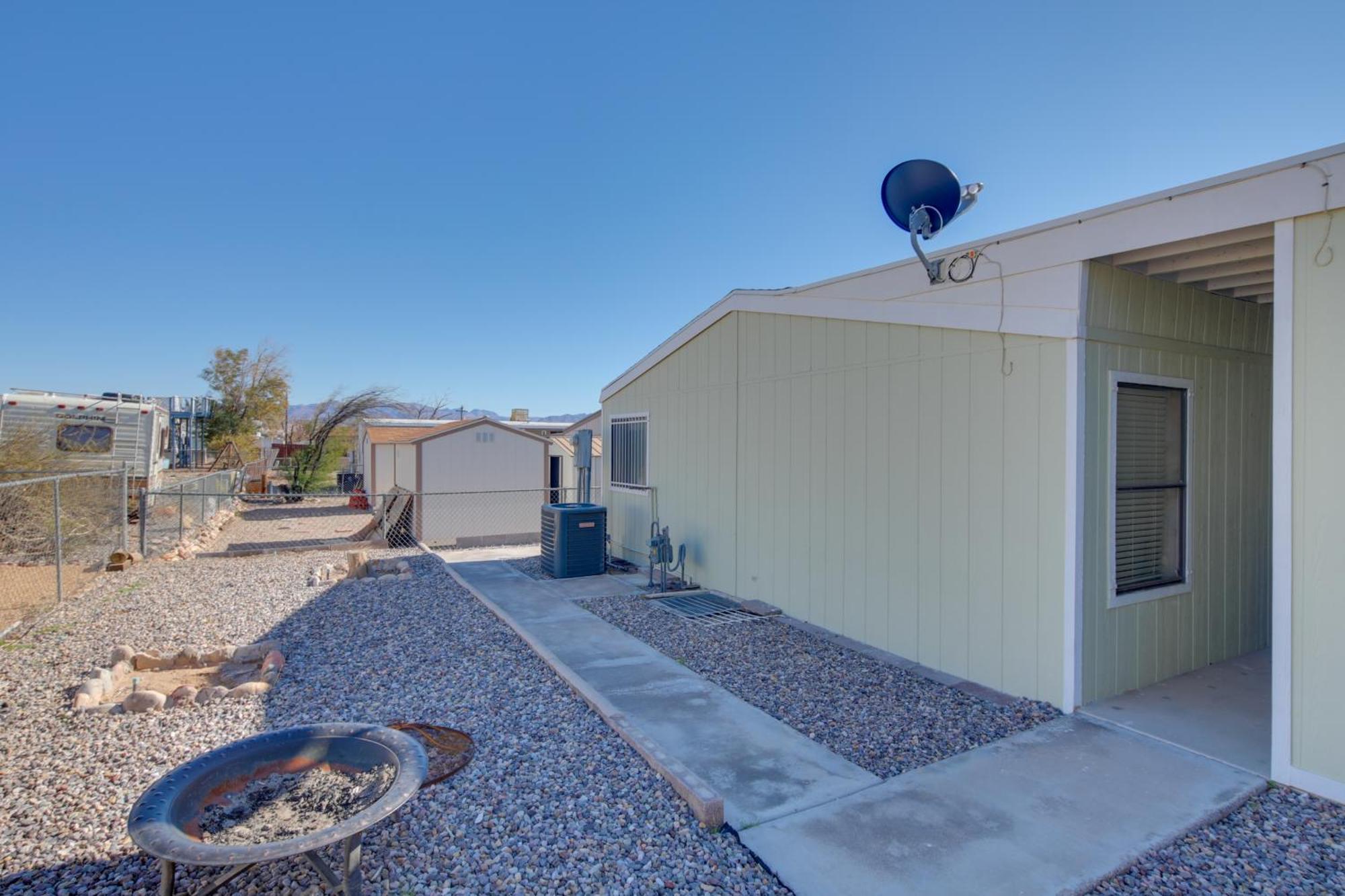 Bullhead City Home With Fire Pit - Walk To Co River! Exterior photo